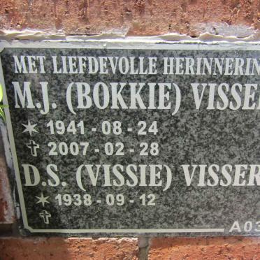 VISSER M.J. 1941-2007 & D.S. 1938-