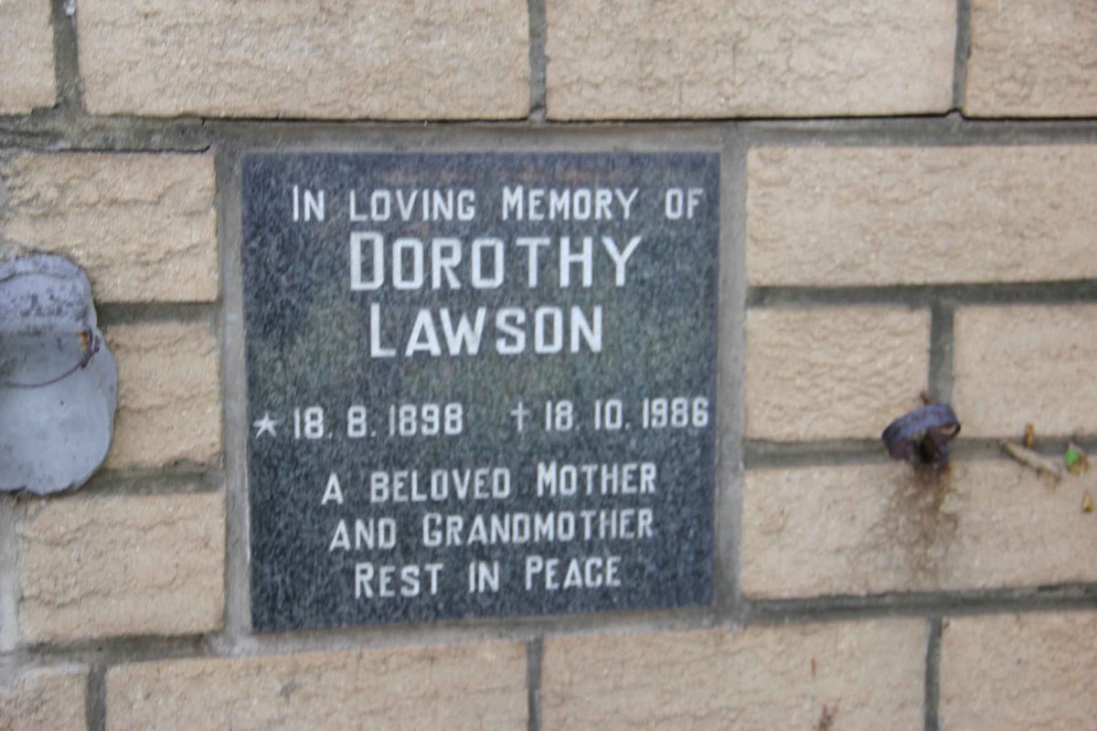 LAWSON Dorothy 1898-1986