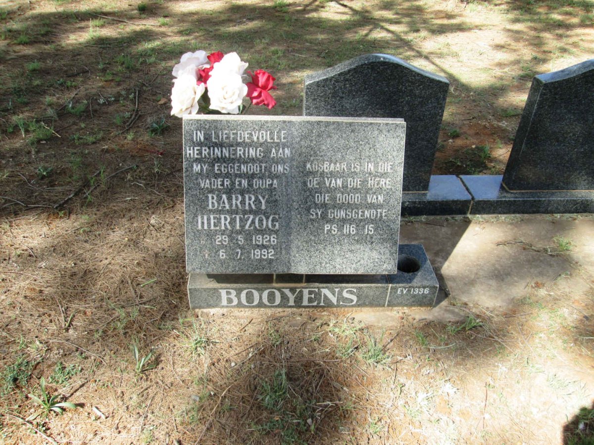 BOOYENS Barry Hertzog 1926-1992