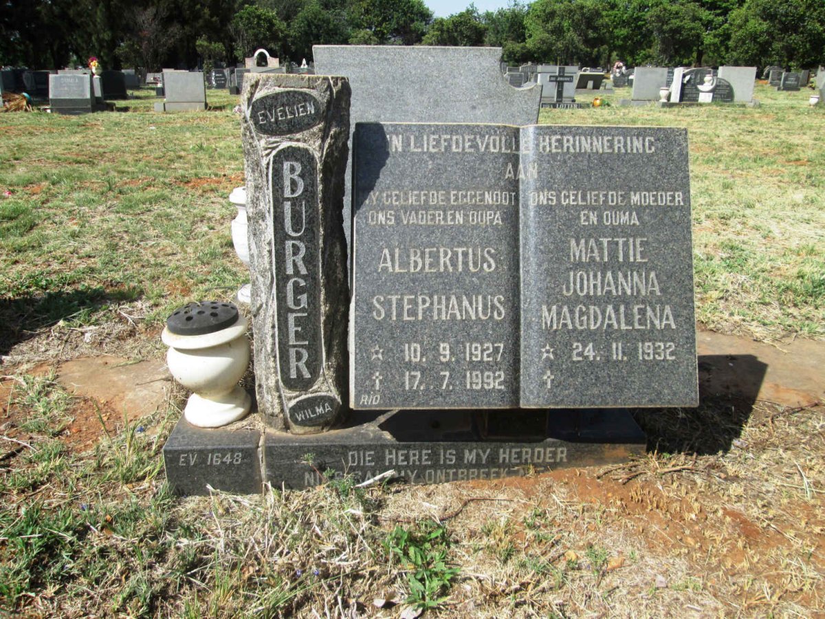 BURGER Albertus Stephanus 1927-1992 &amp; Mattie Johanna Magdalena 1932-