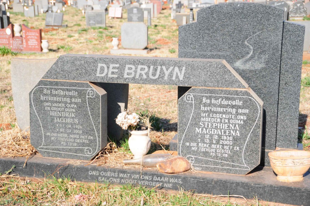 BRUYN Hendrik Jacobus 1926-2008 & Stephiena Magdalena 1930-2000
