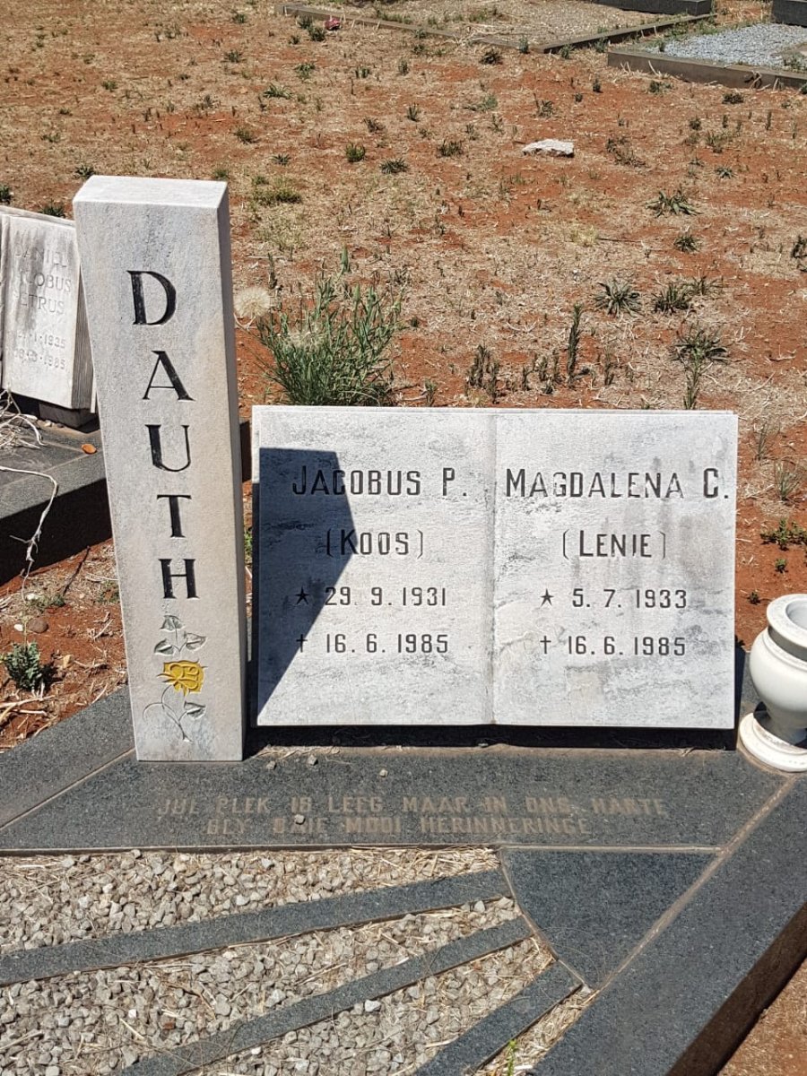 DAUTH Jacobus P. 1931-1985 &amp; Magdalena C. 1933-1985
