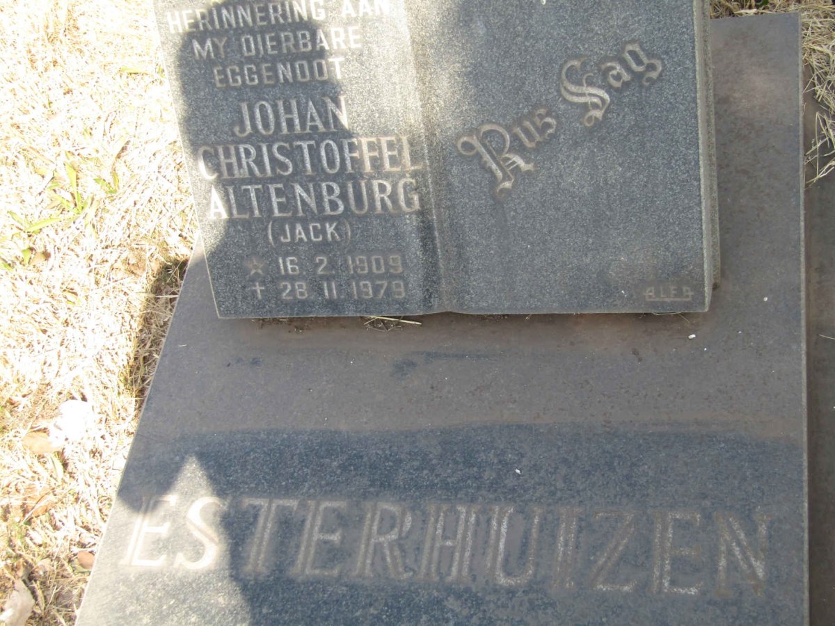 ESTERHUIZEN Johan Christoffel Altenburg 1909-1979