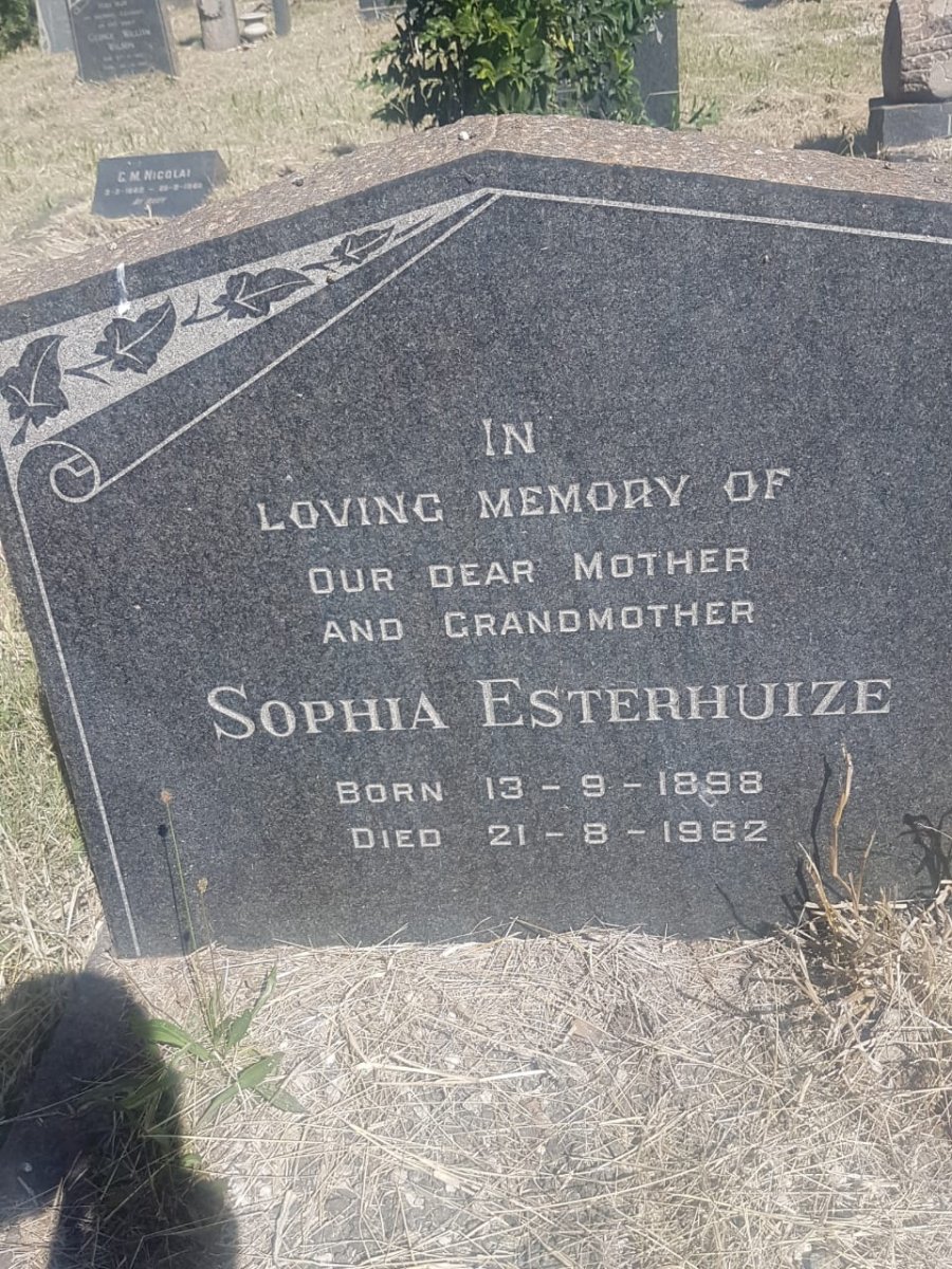 ESTERHUIZE Sophia 1898-1962