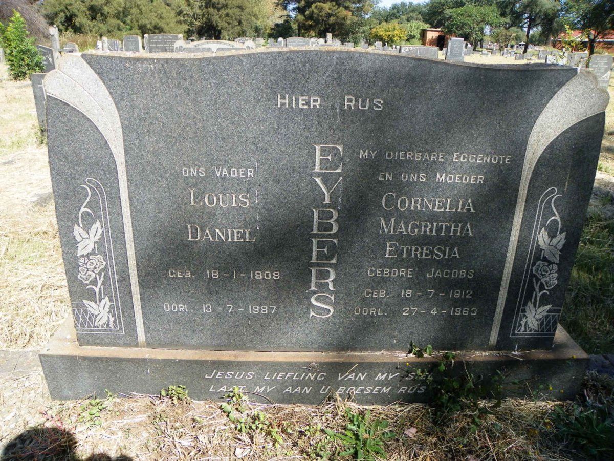 EYBERS Louis Daniel 1908-1987 &amp; Cornelia Magritha Etresia JACOBS 1912-1963