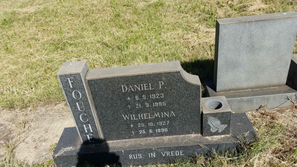 FOUCHÉ Daniel P. 1923-1985 &amp; Wilhelmina 1927-1990