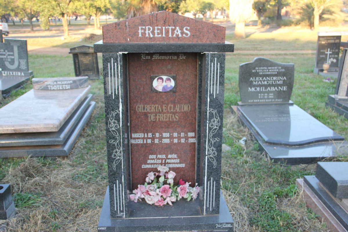 FREITAS Gilberta, de 1956-2005 :: DE FREITAS 1999-2005