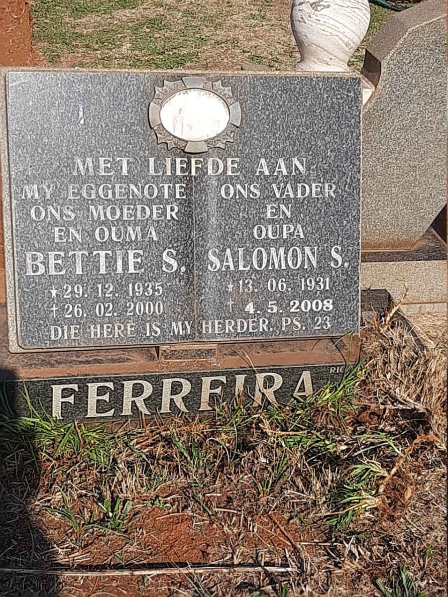 FERREIRA Salomon S. 1931-2008 & Bettie S. 1935-2000