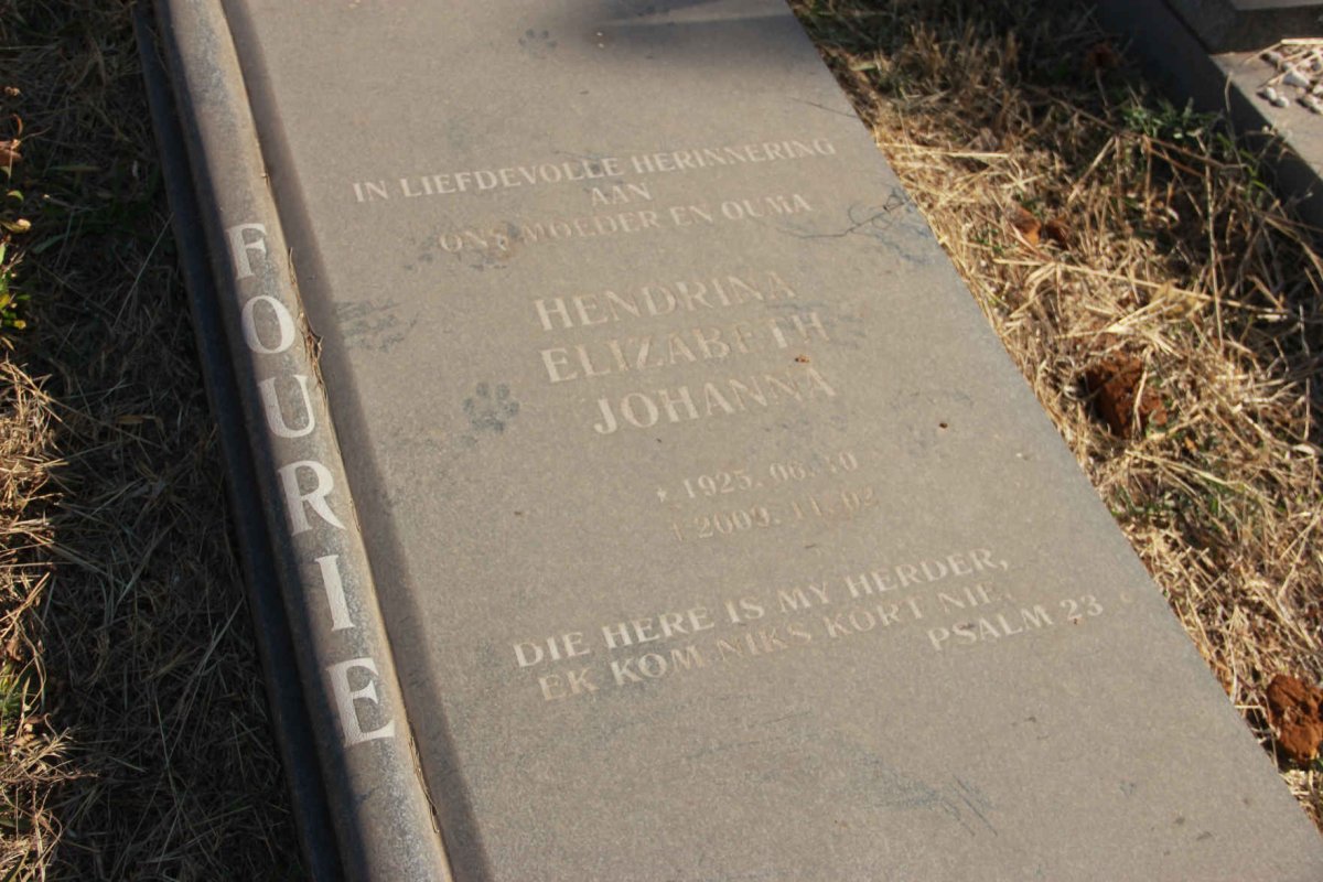 FOURIE Hendrina Elizabeth Johanna 1925-2009