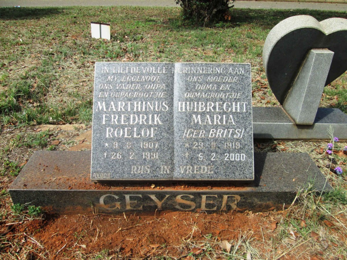 GEYSER Marthinus Fredrik Roelof 1907-1991 &amp; Huibrecht Maria BRITS 1919-2000