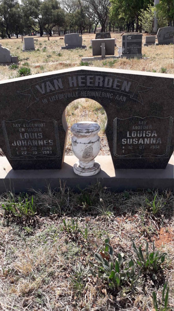 HEERDEN Louis Johannes, van 1949-1997 &amp; Louisa Susanna 1951-