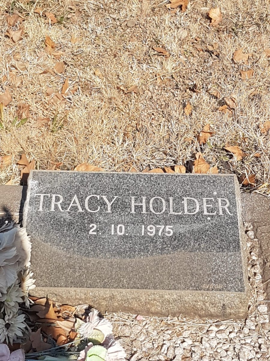 HOLDER Tracy -1975