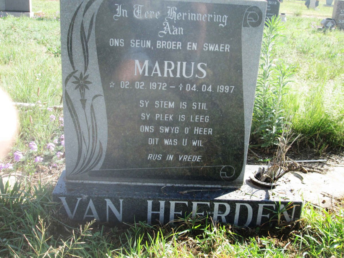 HEERDEN Marius, van 1972-1997