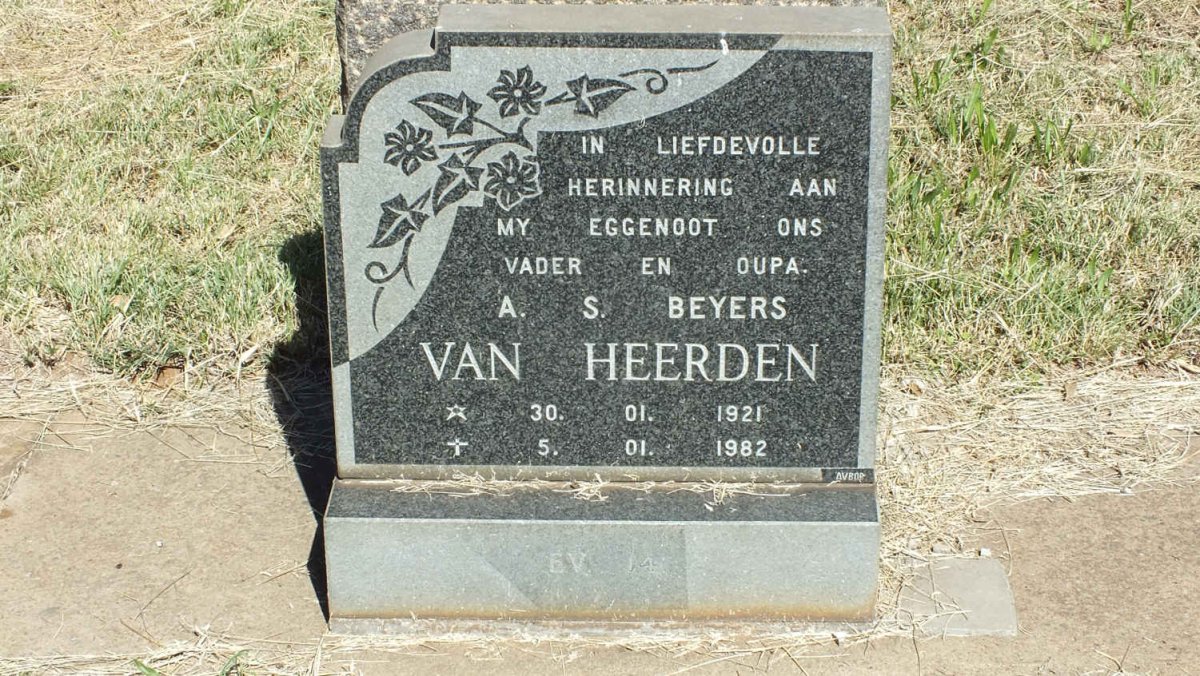 HEERDEN A.S. Beyers, van 1921-1982