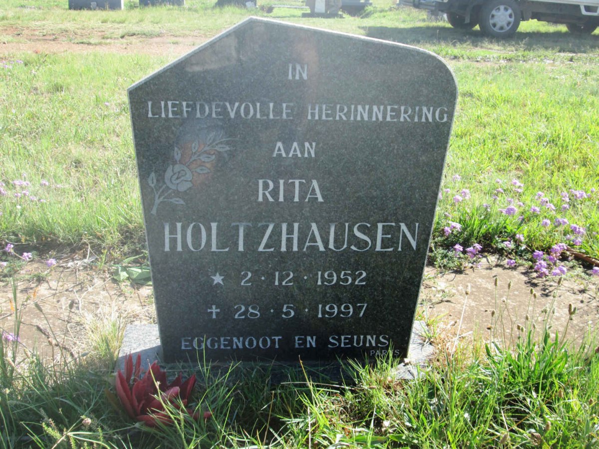 HOLTZHAUSEN Rita 1952-1997