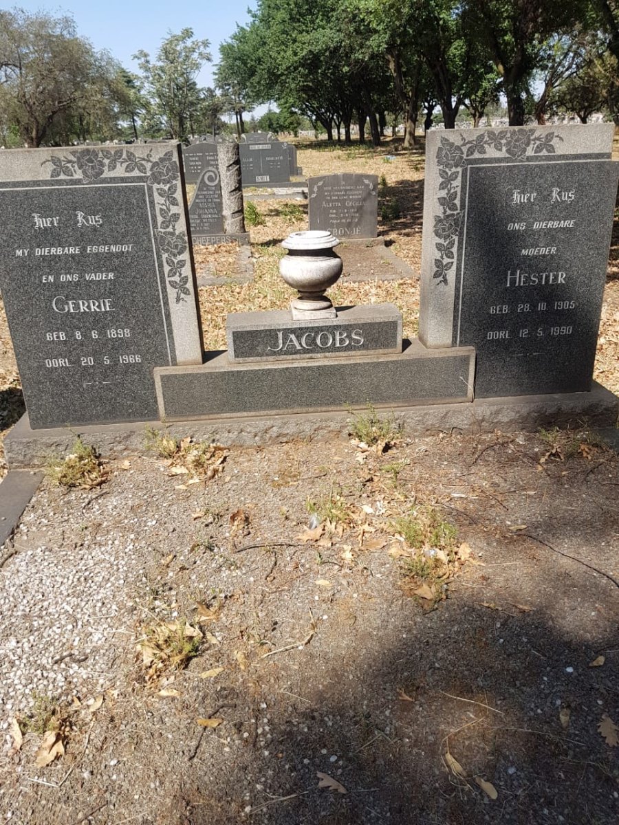 JACOBS Gerrie 1898-1966 &amp; Hester 1905-1990