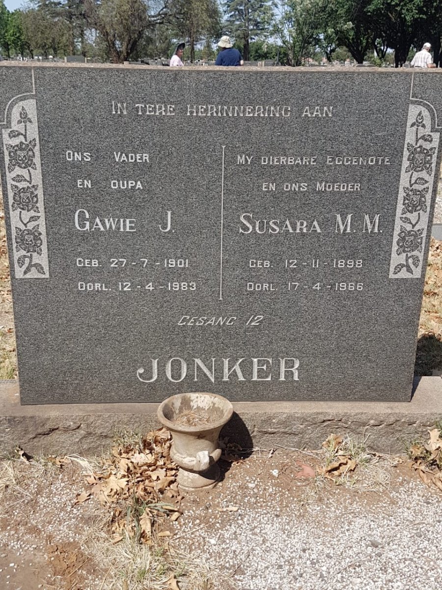 JONKER Gawie J. 1901-1983 &amp; Susara M.M. 1898-1966
