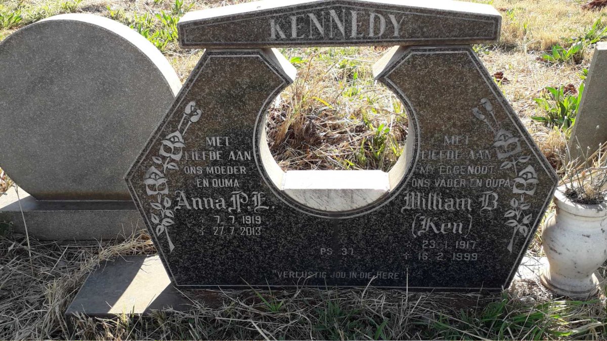 KENNEDY William B. 1917-1999 & Anna P.E. 1919-2013