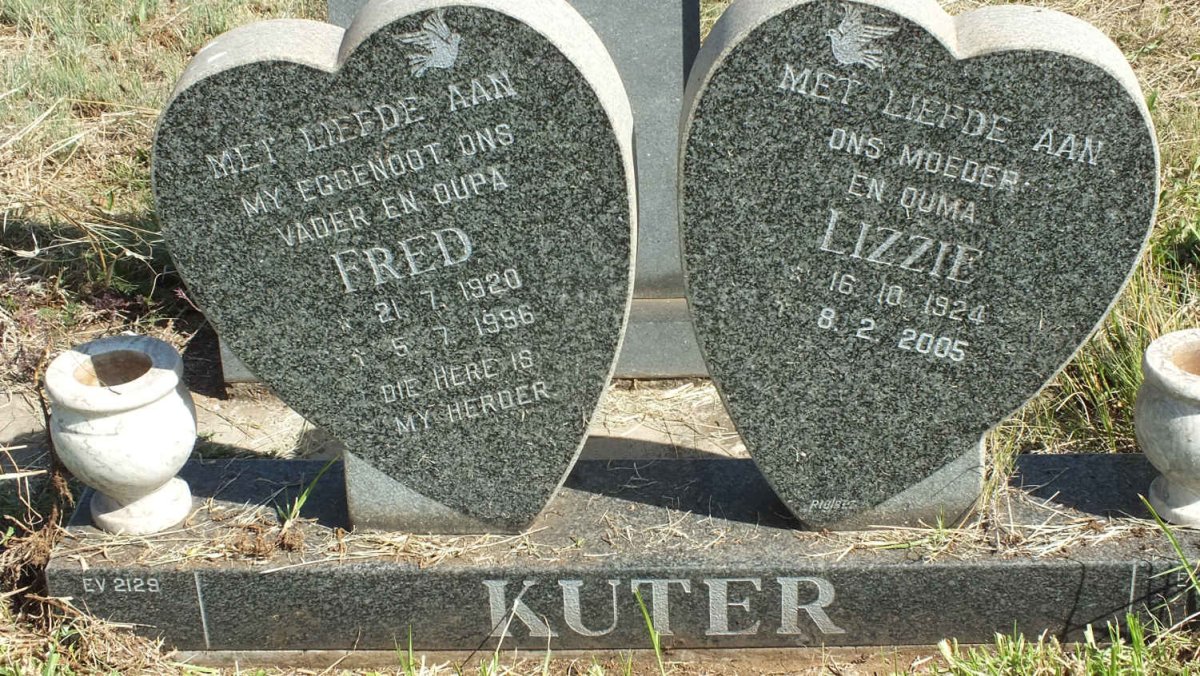 KUTER Fred 1920-1996 &amp; Lizzie 1924-2005