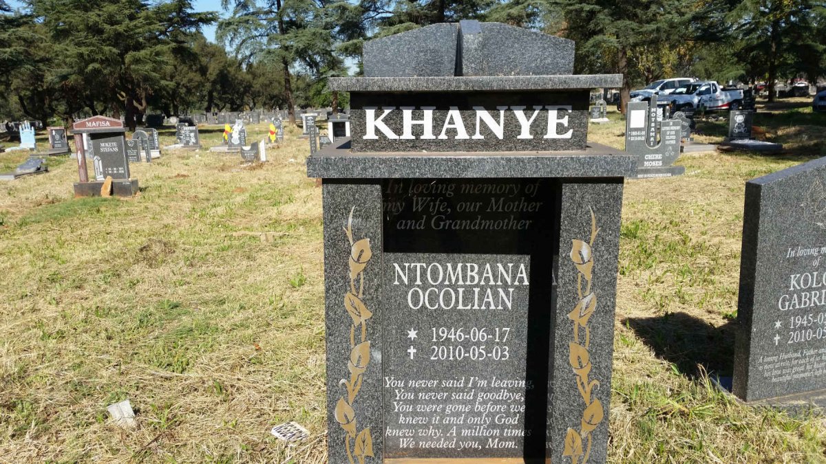KHANYE Ntombana Ocolian 1946-2010