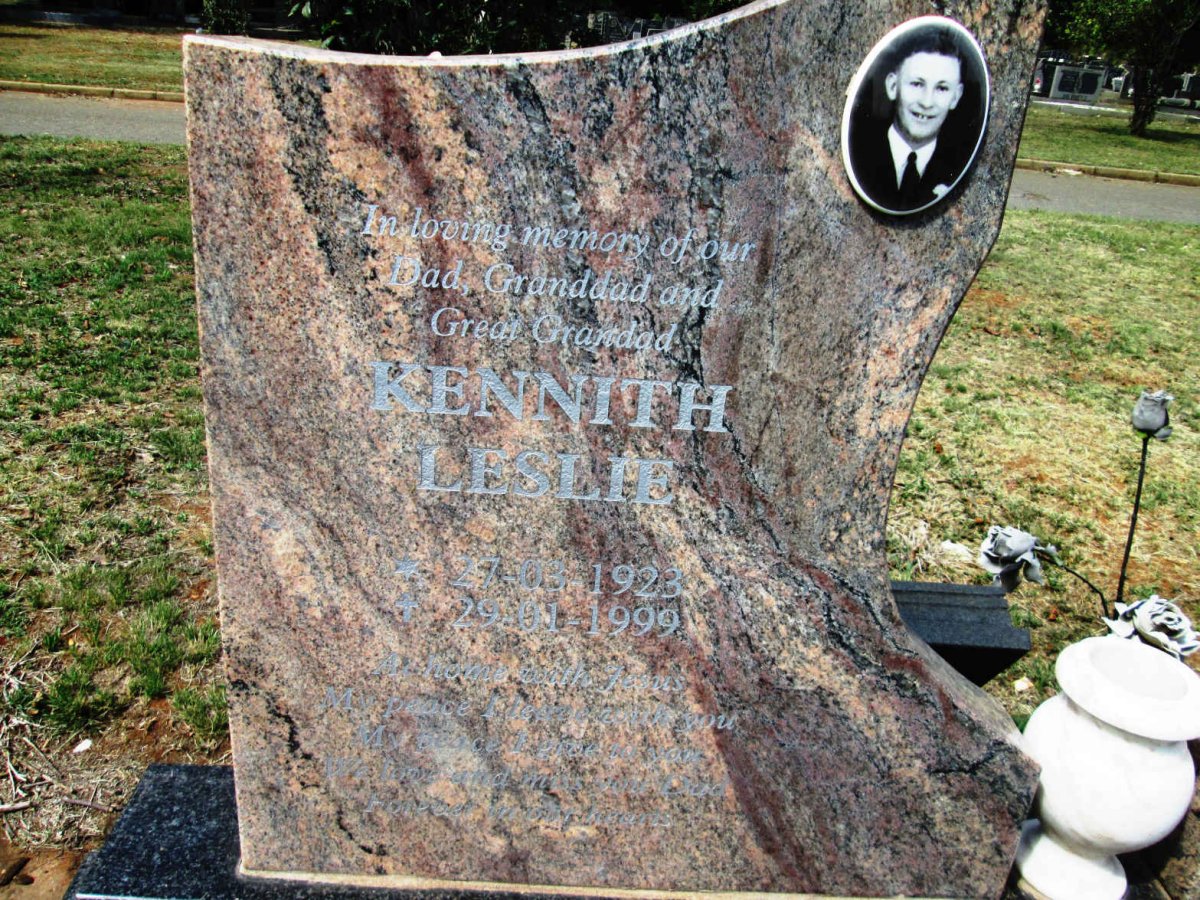LESTER Kennith Leslie 1923-1999