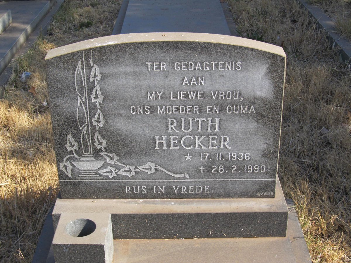MERWE Ruth Hecker, van der 1936-1990 :: VAN DER MERWE Ulrike Hecker 1958-1981
