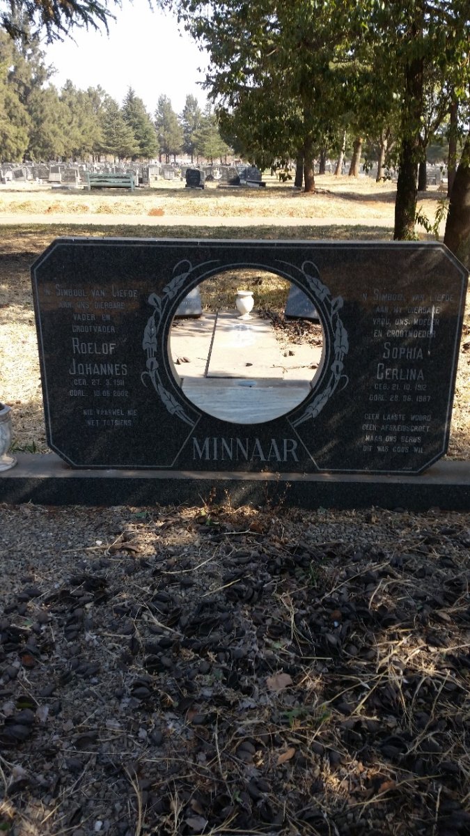 MINNAAR Roelof Johannes 1911-2002 &amp; Sophia Gerlina 1912-1987