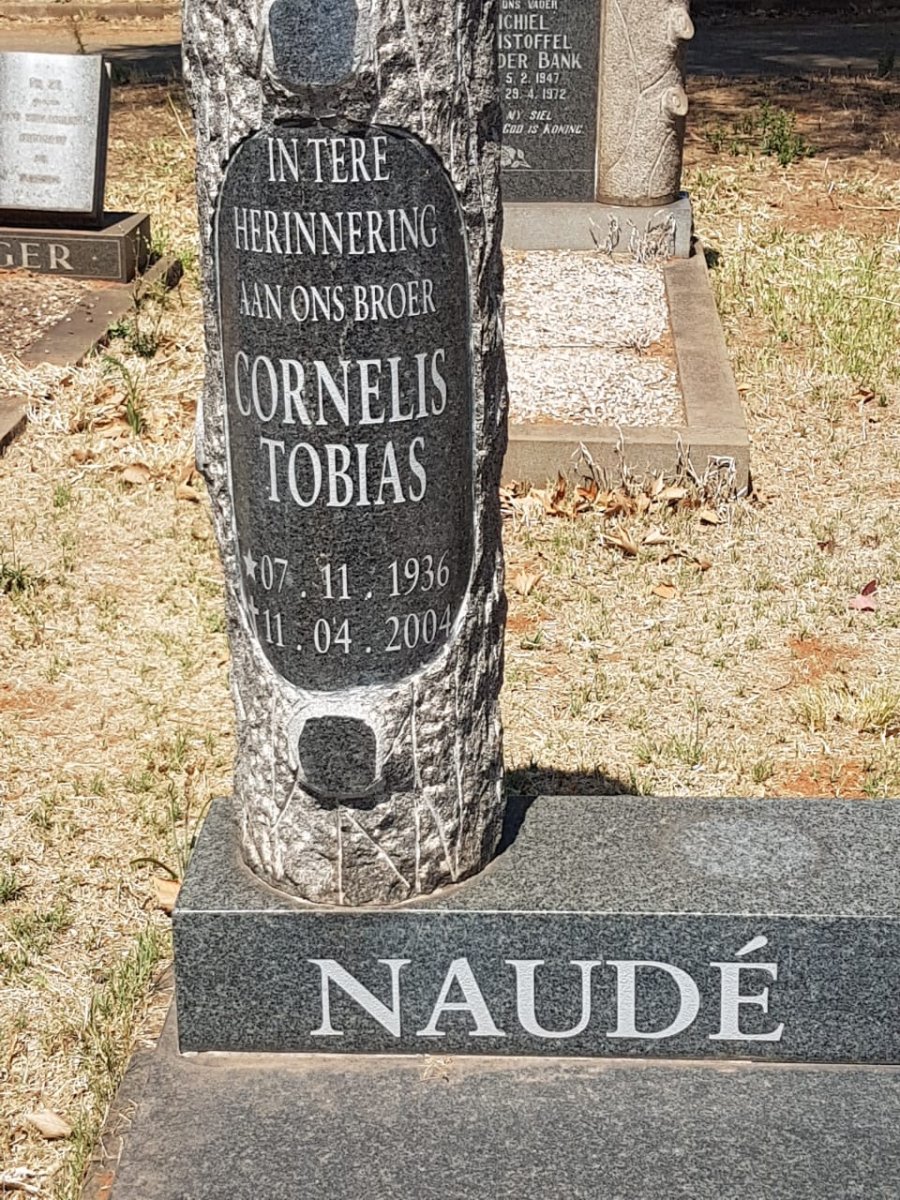 NAUDE Cornelis Tobias 1936-2004