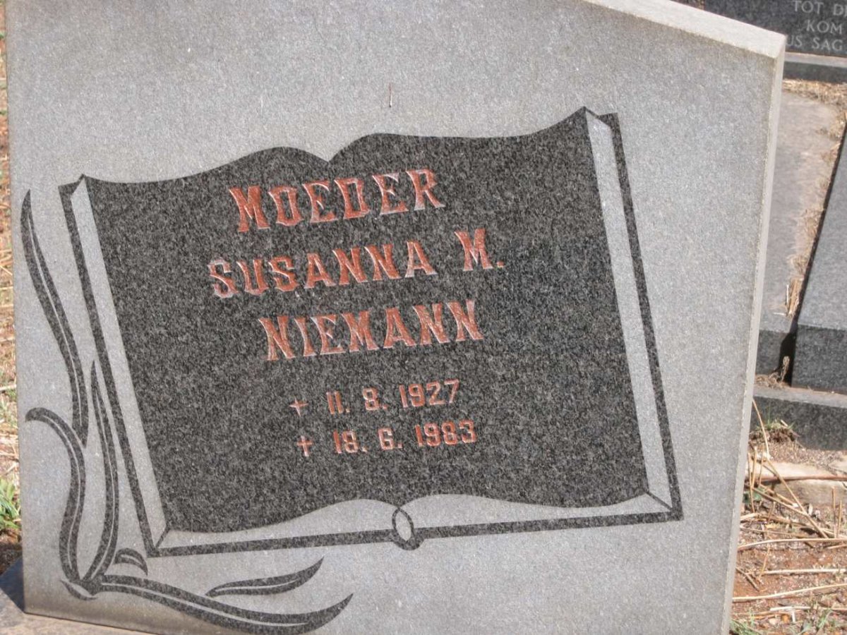 NIEMANN Susanna M. 1927-1983