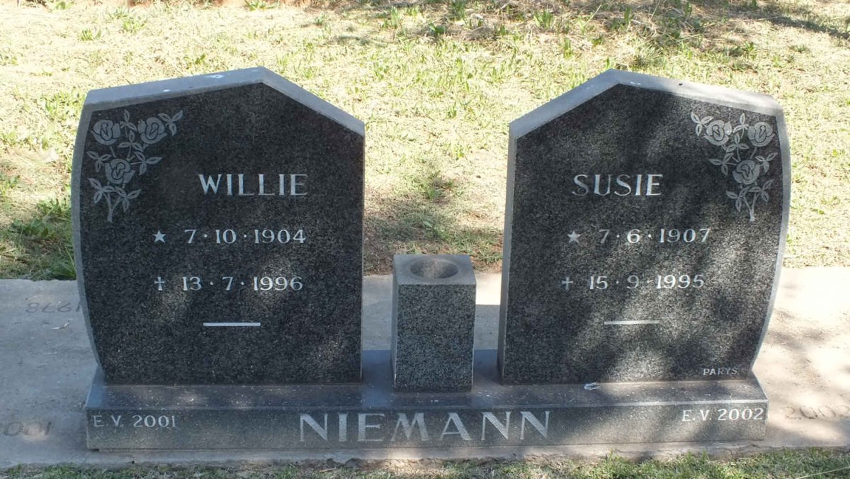 NIEMANN Willie 1904-1996 &amp; Susie 1907-1995