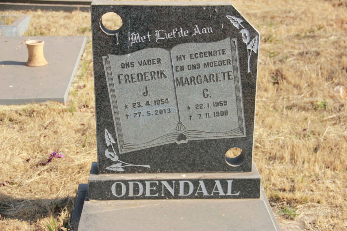 ODENDAAL Frederik J. 1954-2013 &amp; Margarete C. 1959-1996