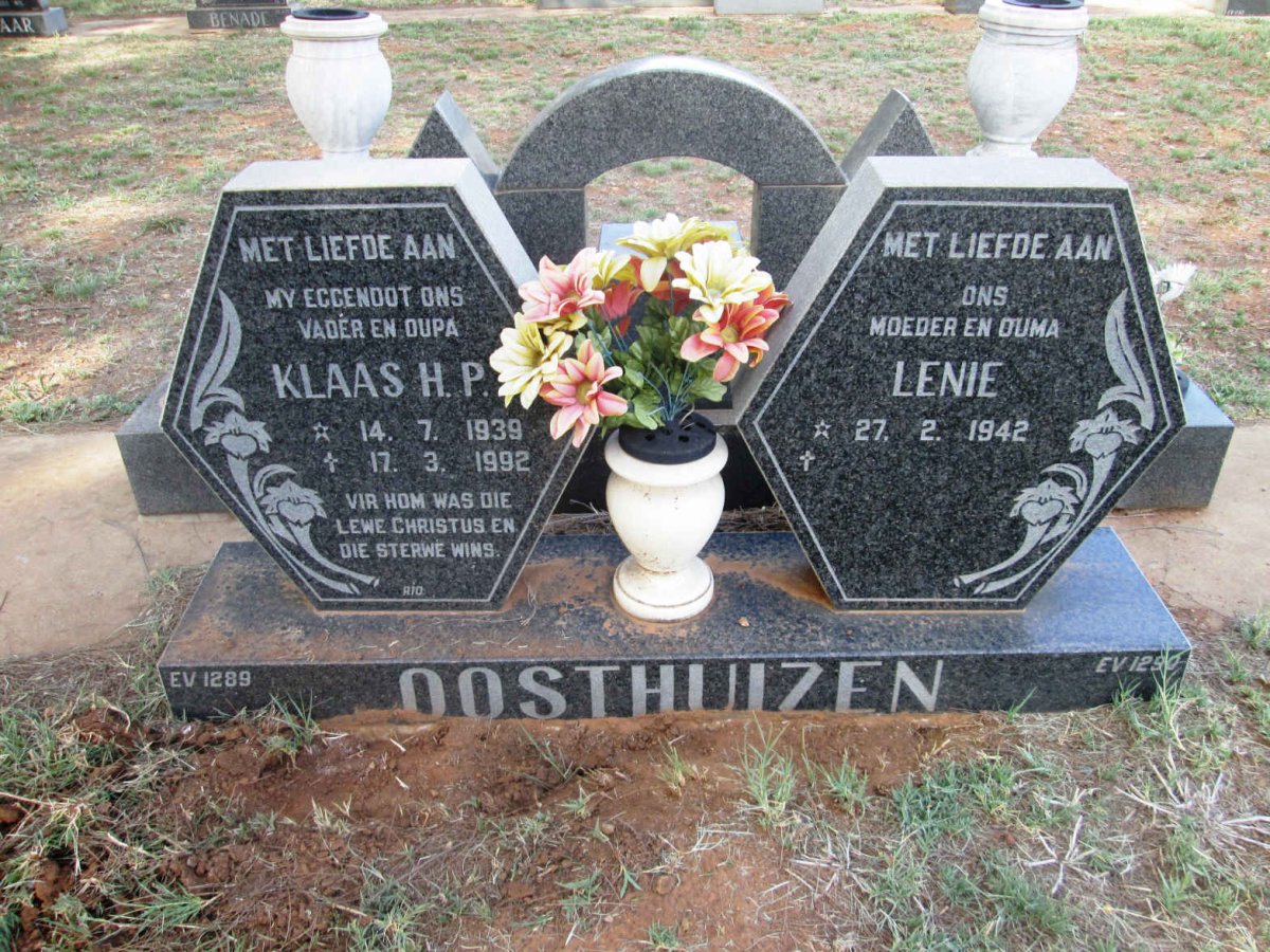 OOSTHUIZEN Klaas H.P. 1939-1992 &amp; Lenie 1942-