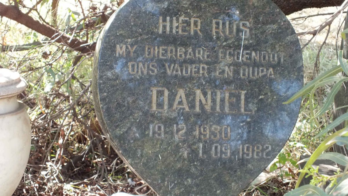 POSTHUMUS Daniel 1930-1982 &amp; Joey 1937-199?