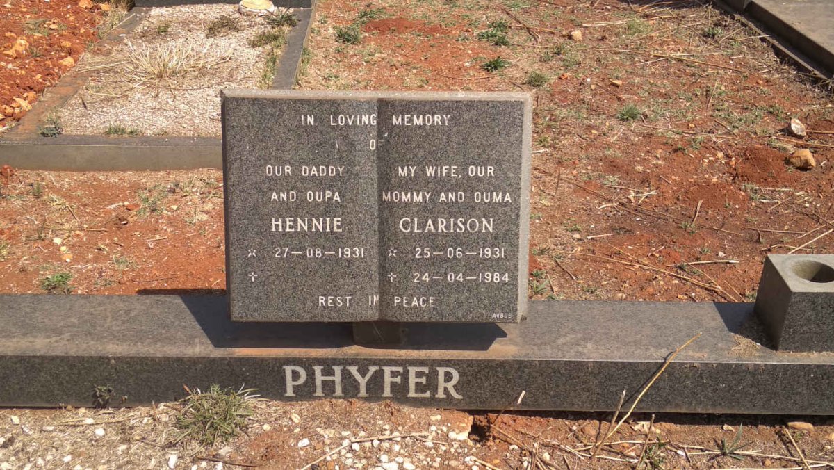 PHYFER Hennie 1931- &amp; Clarison 1931-1984