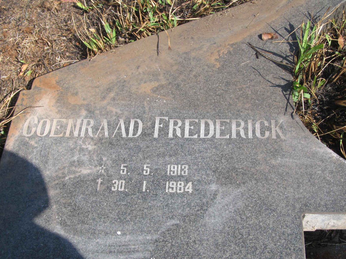 ROBBERTS Coenraad Frederick 1913-1984 &amp; Jacoba Elizabeth 1912-1983