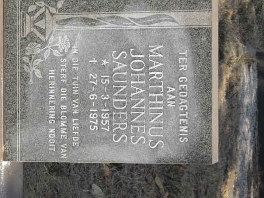 SAUNDERS Marthinus Johannes 1957-1975