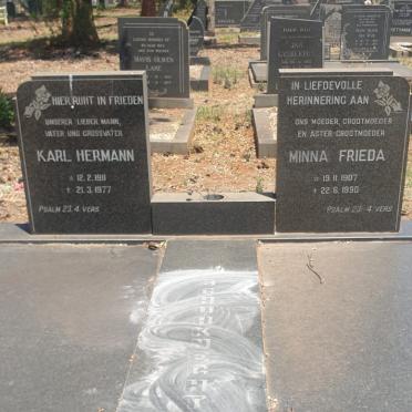 SCHUHKNECHT Karl Hermann 1911-1977 &amp; Minna Frieda 1907-1990