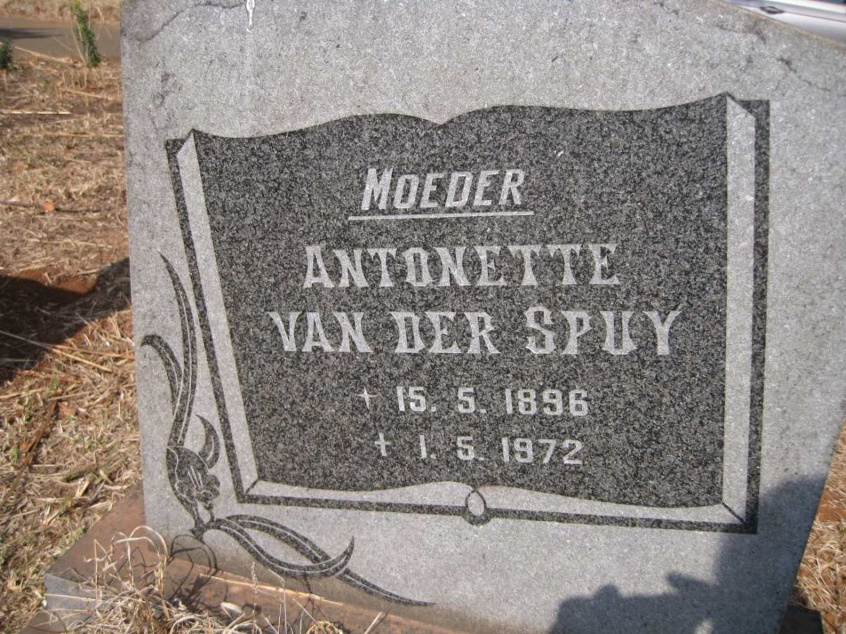 SPUY Antonette, van der 1896-1972