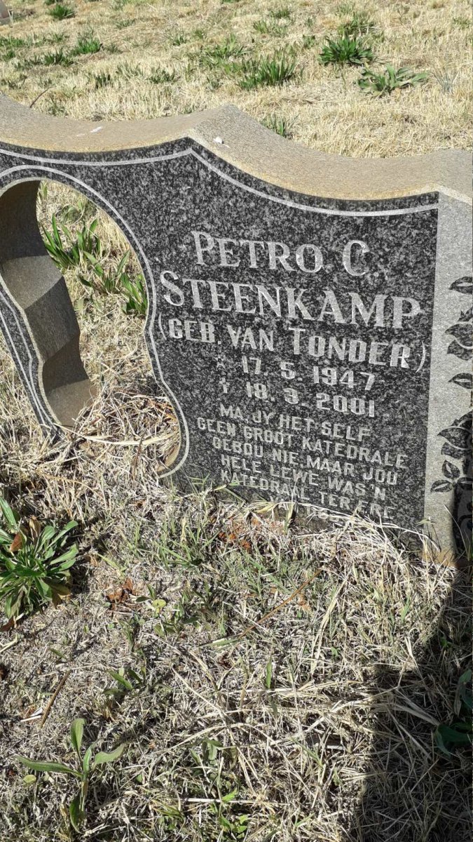 STEENKAMP Petro C. nee VAN TONDER 1947-2001