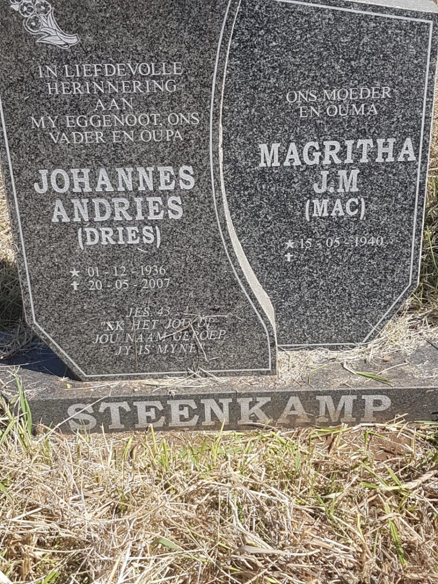 STEENKAMP Johannes Andries 1936-2007 &amp; Magritha J.M. 1940-