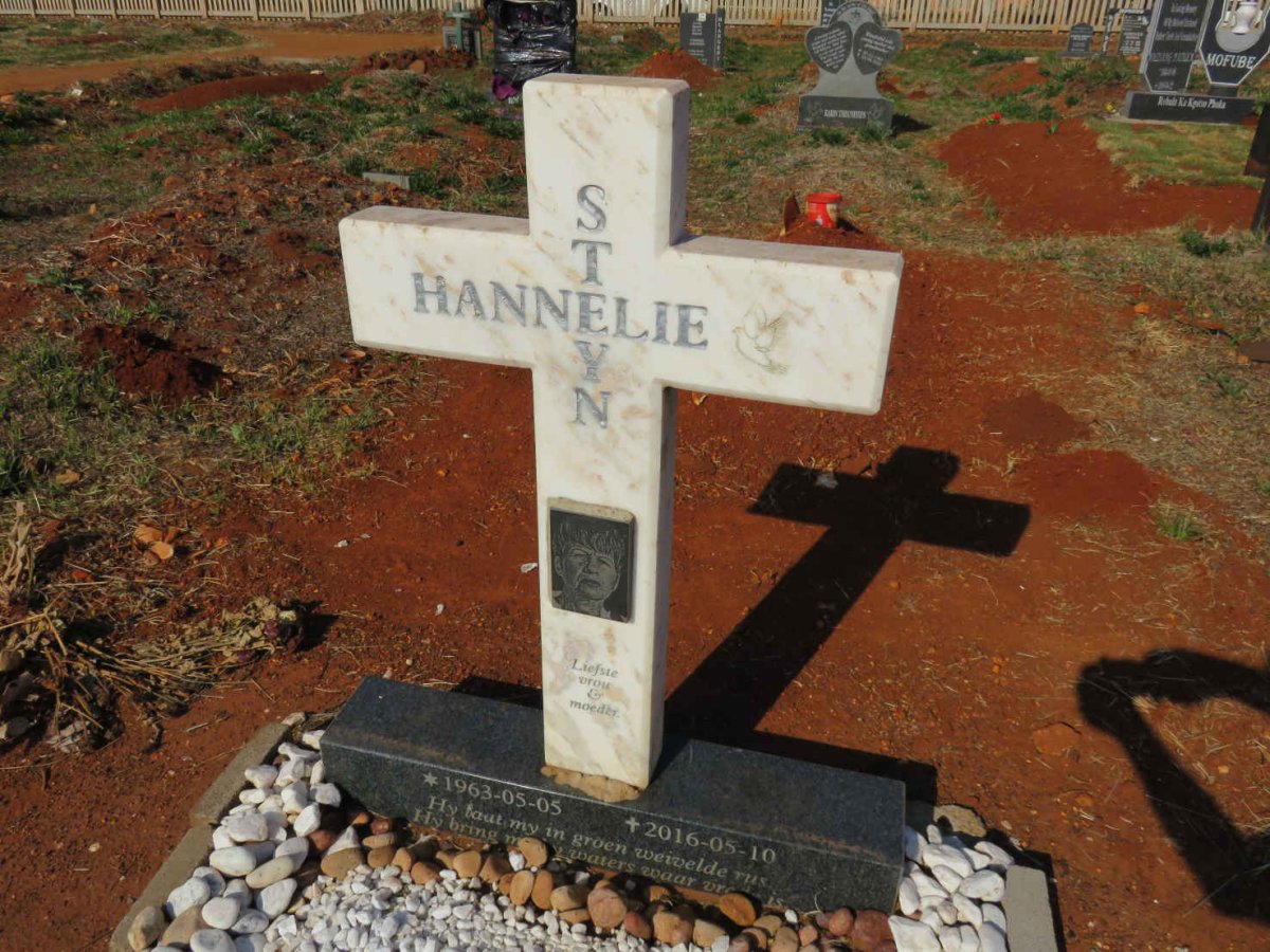 STEYN Hannelie 1963-2016