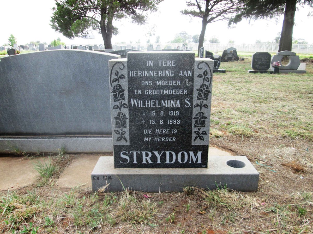 STRYDOM Wilhelmina S. 1919-1993