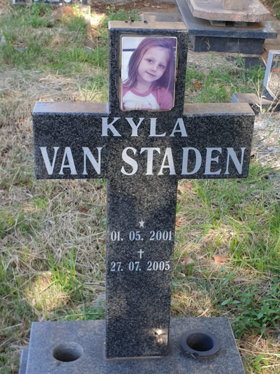 STADEN Kyla, van 2001-2005