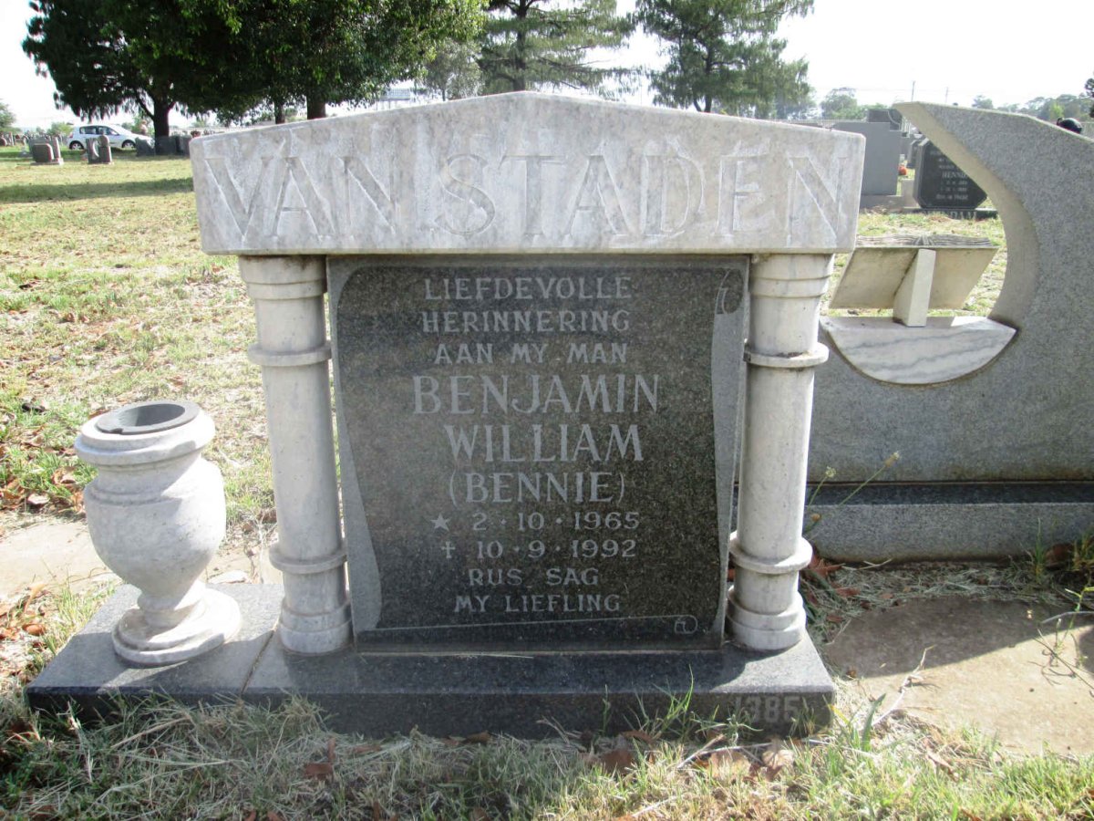 STADEN Benjamin William, van 1965-1992