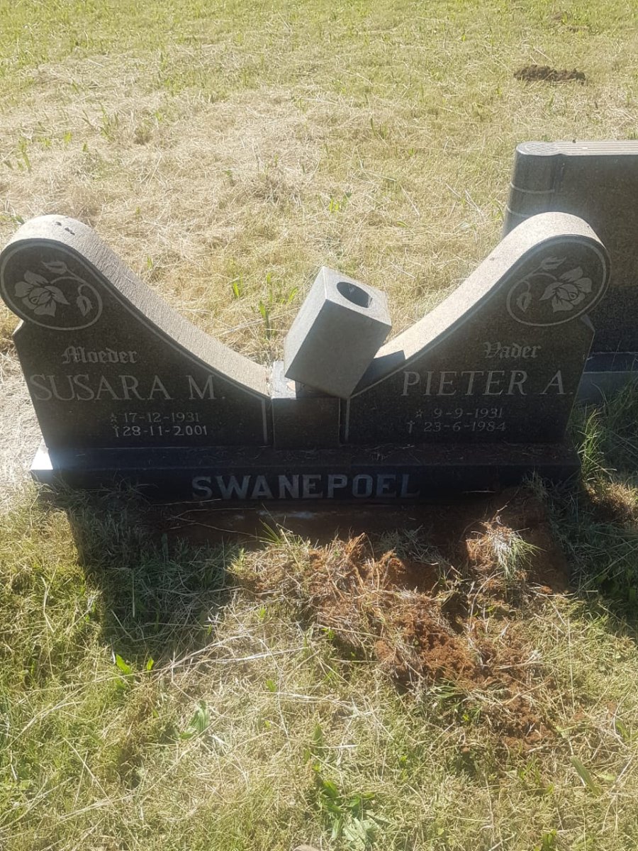 SWANEPOEL Pieter A. 1931-1984 &amp; Susara M. 1931-2001