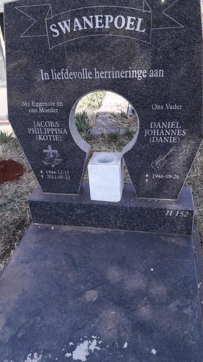 SWANEPOEL Daniel Johannes 1946-  & Jacoba Philippina 1944-2011