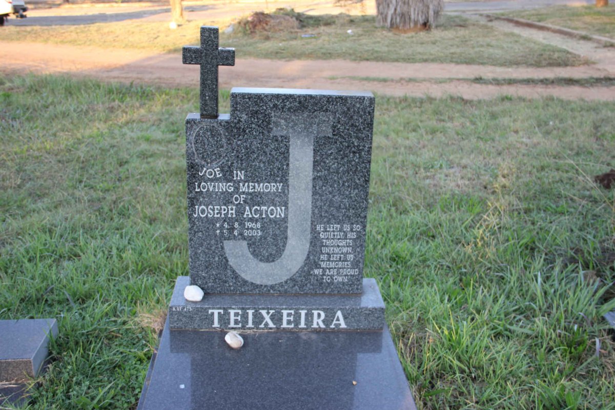 TEIXEIRA Josef Acton 1968-2003
