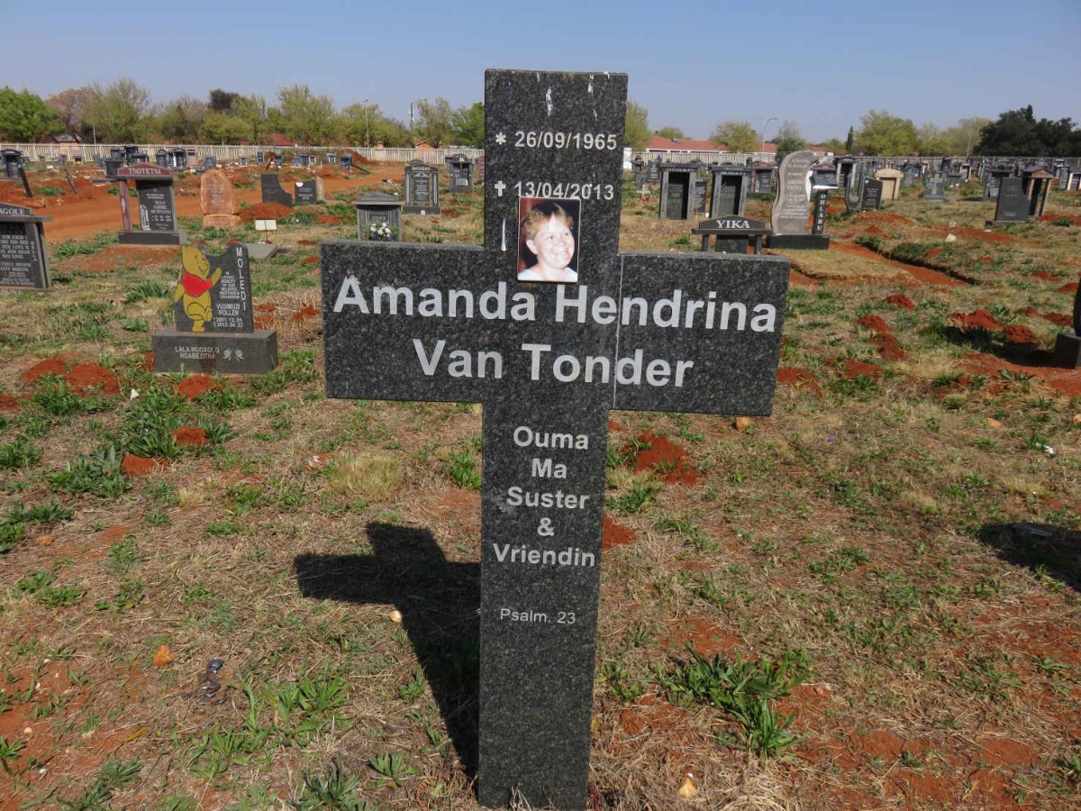 TONDER Amanda Hendrina, van 1965-2013