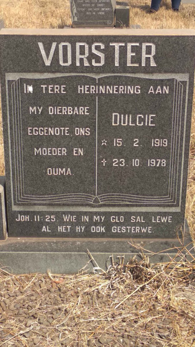 VORSTER Dulcie 1919-1978
