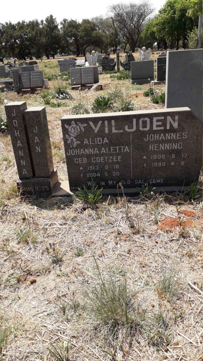 VILJOEN Johannes Henning 1908-1998 &amp; Alida Johanna Aletta COETZEE 1913-2004